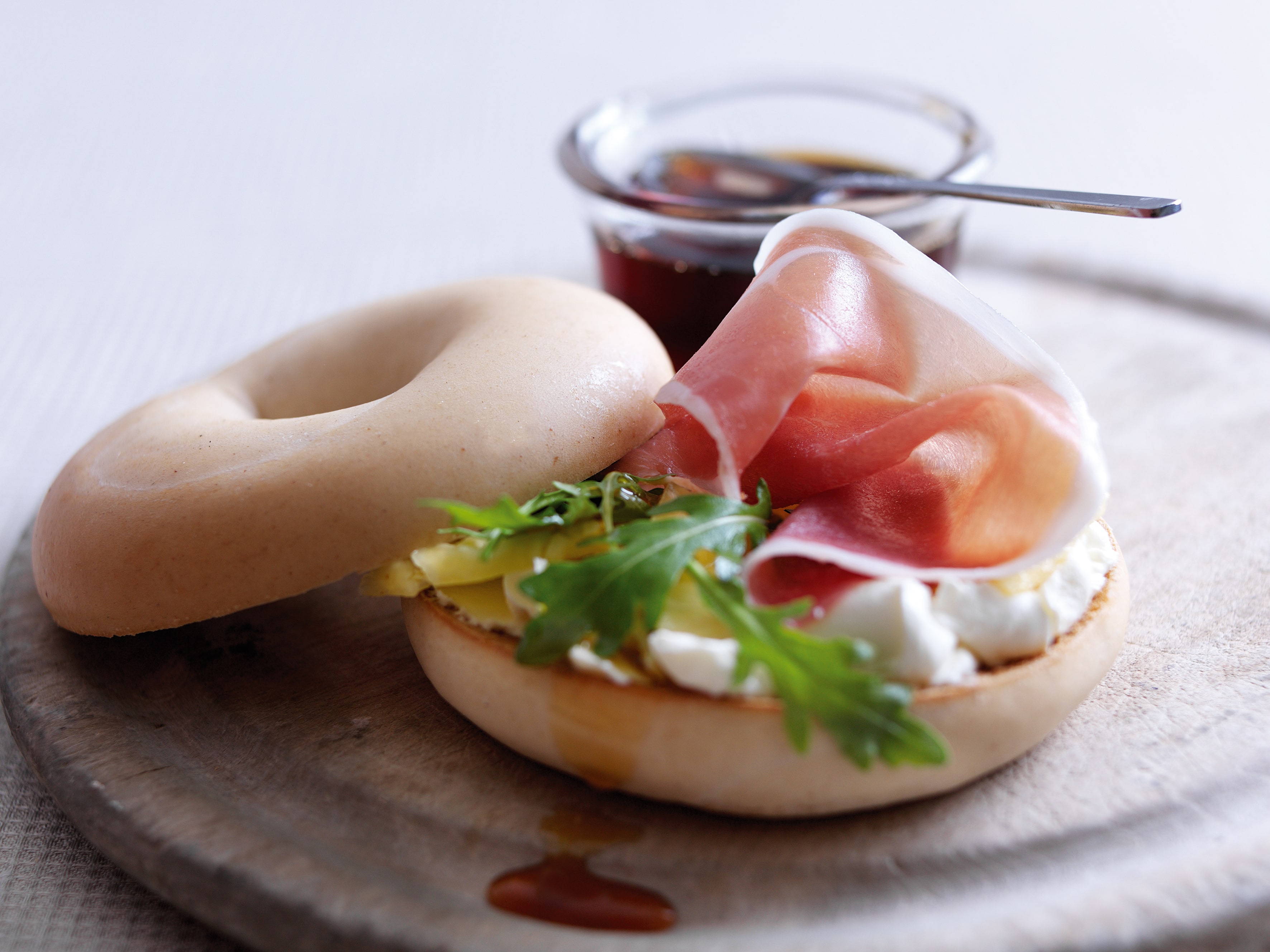 Parma Ham Bagel with Mascarpone, Pineapple and Maple Syrup